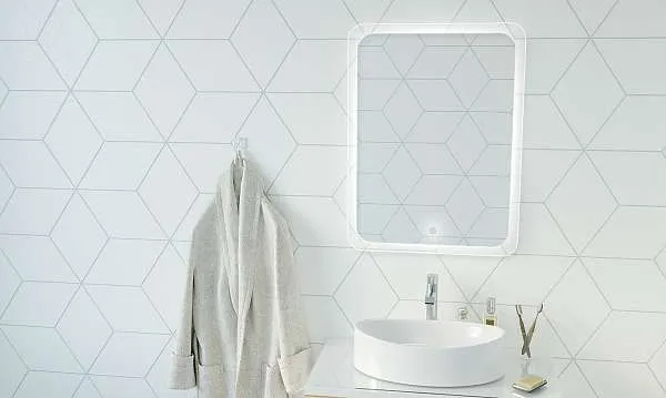 Зеркало АМУР/Amour 60 Верт. с сенсором