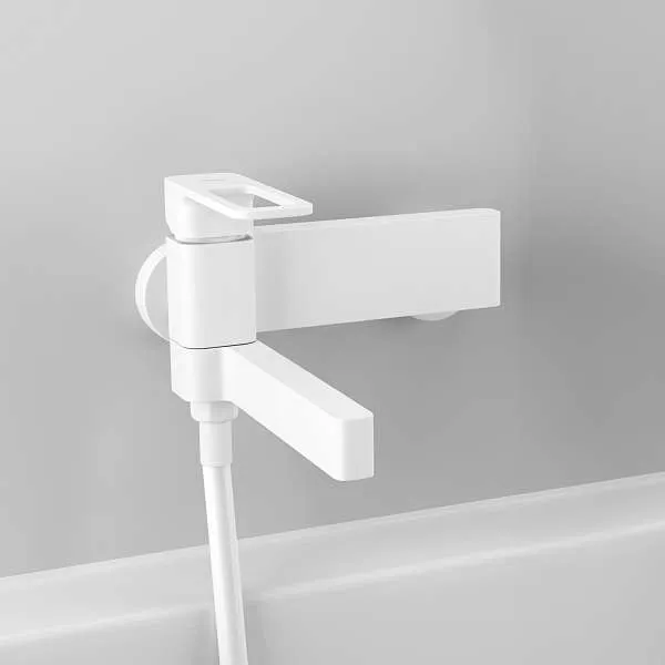 Смеситель для ванны IDDIS Slide белый матовый SLIWT00i02WA