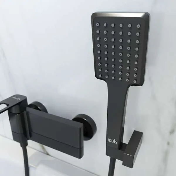 Смеситель для ванны IDDIS Slide черный SLIBL00i02