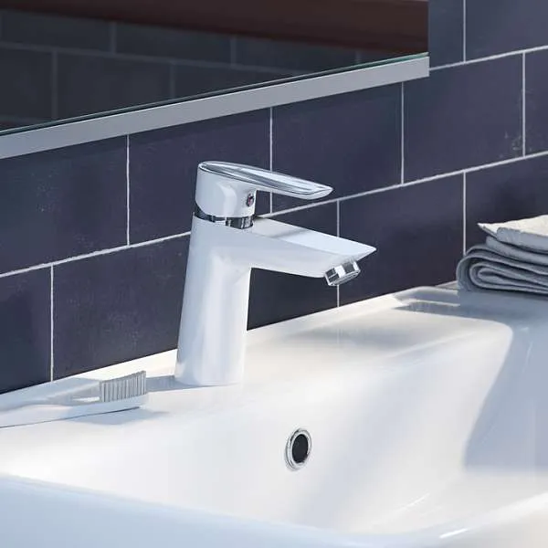 Смеситель для раковины IDDIS Cloud белый/хром CLOSB00i01